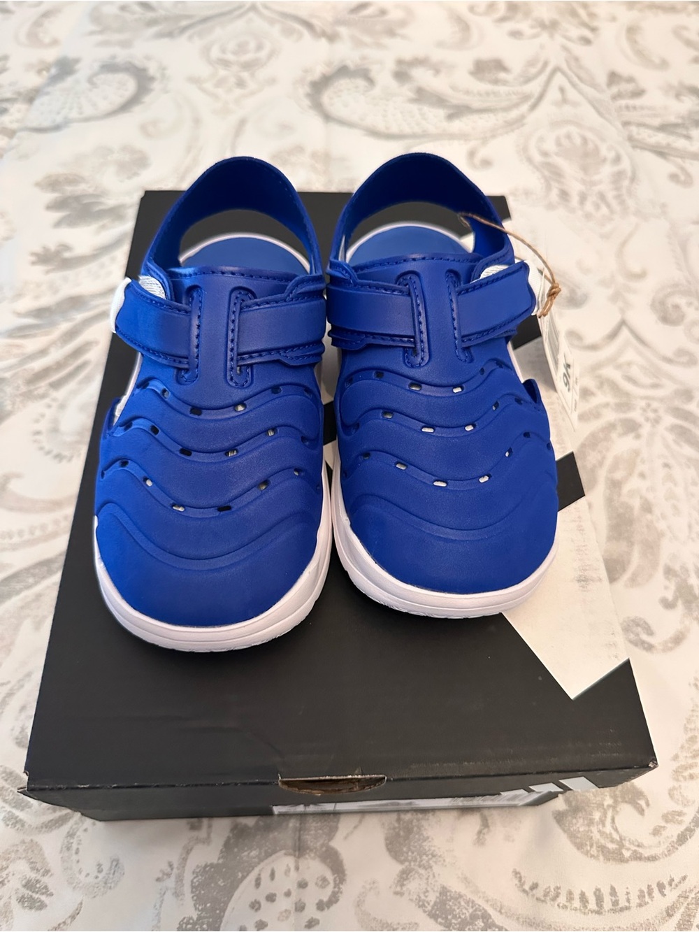 adidas Kids Cobalt Blue Closed-Toe water Sandals